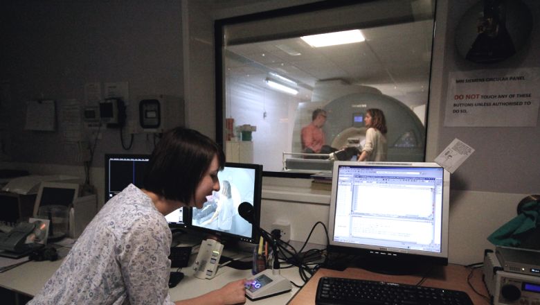 analyzing autism with MRi machine